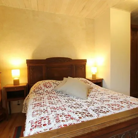 Blesle, 3 Pièces, 5 Personnes - Fr-1-582-18 Hébergement de vacances Blesle